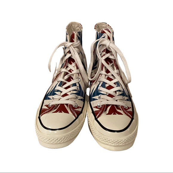 Special Edition Converse “Chili Paste” - Picture 2 of 5